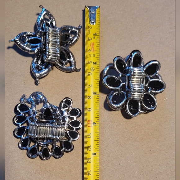 3 Women's Rings - Picture 5 of 5